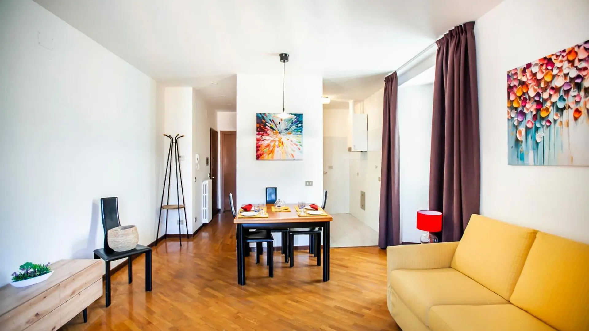 Piazzaroma23 Apartment Como 0*,